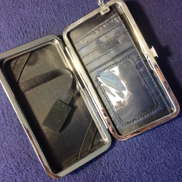 Three iPhone 4/4s wallet cases - Picture 4 of 4