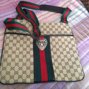 Gucci cross body bag