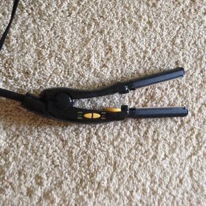 Small Black Conair Hair Straightener