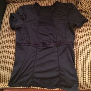Lululemon shirt size 4