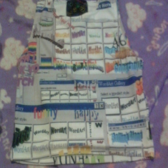 Om weekend collection 5 word clip art crop top - Picture 2 of 2