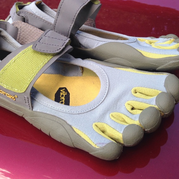 Vibram 5 fingers - Picture 4 of 4