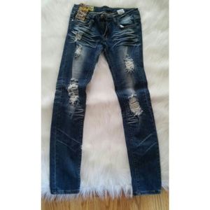 New with tags Machine Ripped Jeans Destroyed