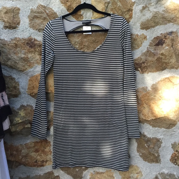 Vans Dresses & Skirts - 🌷 LAST CHANCE 🌷 VANS  striped dress