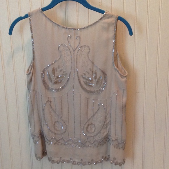 HOST PICK 🍒 Beads, sequins, Banana Republic silk - Picture 3 of 4