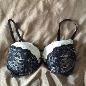 Black and white lace push up bra