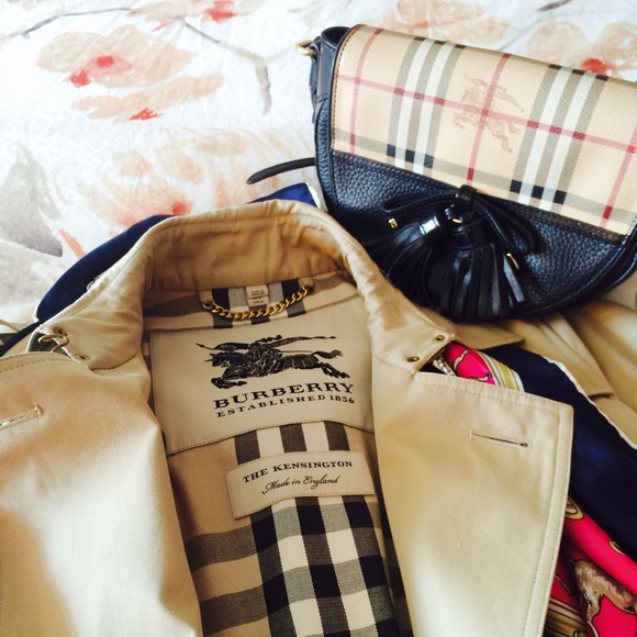 Burberry Heritage Trench Coat - Picture 3 of 4