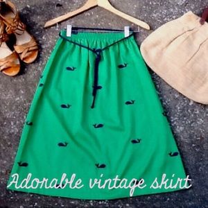 Adorable vintage embroidered whale skirt