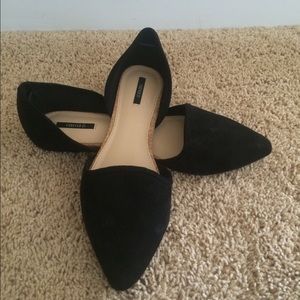 Pointy suede flats