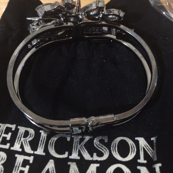 Erickson Beamon Rocks bracelet - Picture 3 of 4