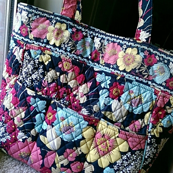 Vera Bradley tote