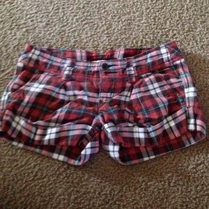 Plaid Hollister Co shorts