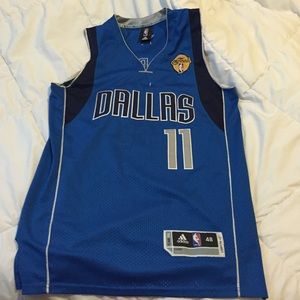 Adidas Authentic JJ Barea jersey