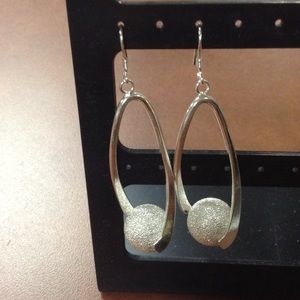 💲💲💲SOLD SOLDSterling Silver Earrings NWOT