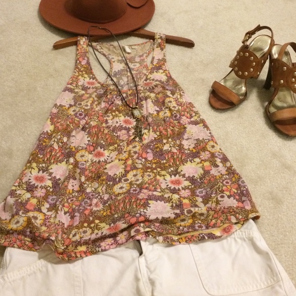 Anthropologie pink flower top
