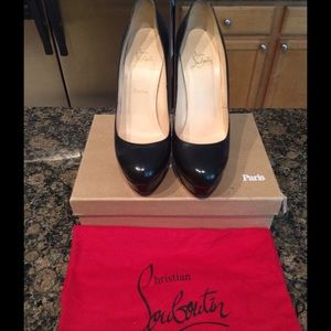 Christian Louboutin  size 40.5 Bianca 140 pumps 💋