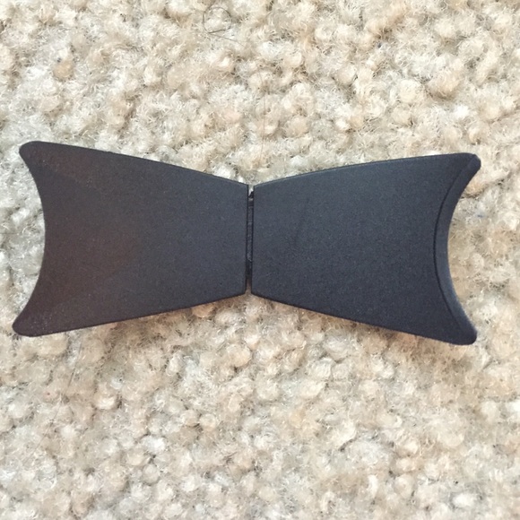 💞 Dark Tone Eyelash Glue and Applicator 💞 - Picture 3 of 3