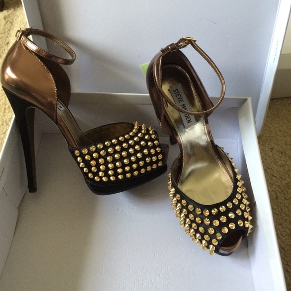 Stevemadden, size 8, bronze and gold heels