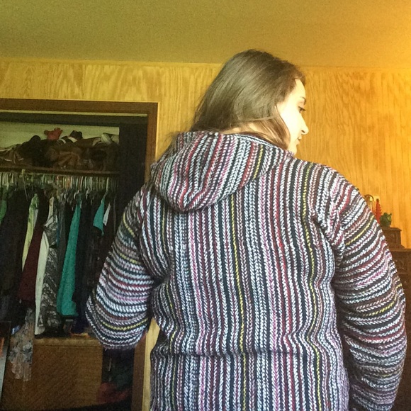 Multicolored baja - Picture 3 of 3