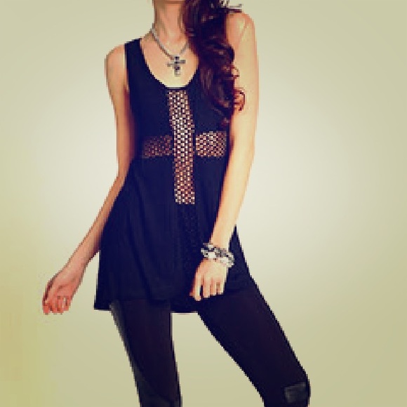 Long black holey cross tank