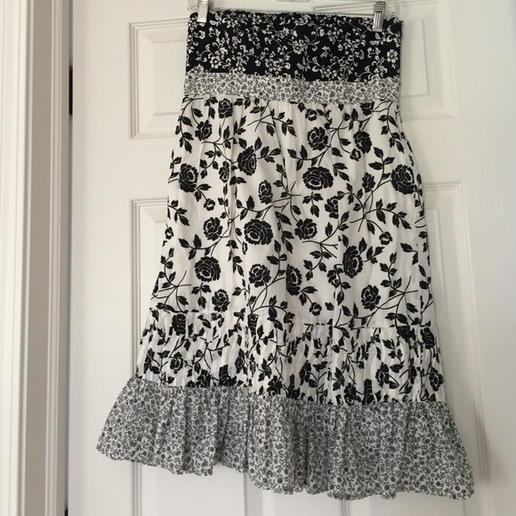 Ann Taylor Loft B&W floral dress - Picture 1 of 3