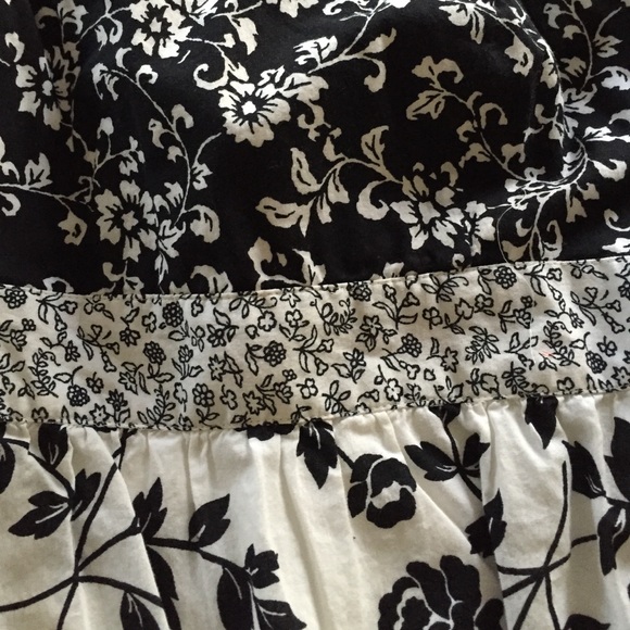 Ann Taylor Loft B&W floral dress - Picture 3 of 3