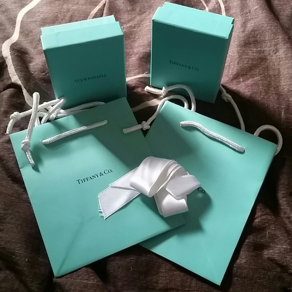 Tiffani box and bags