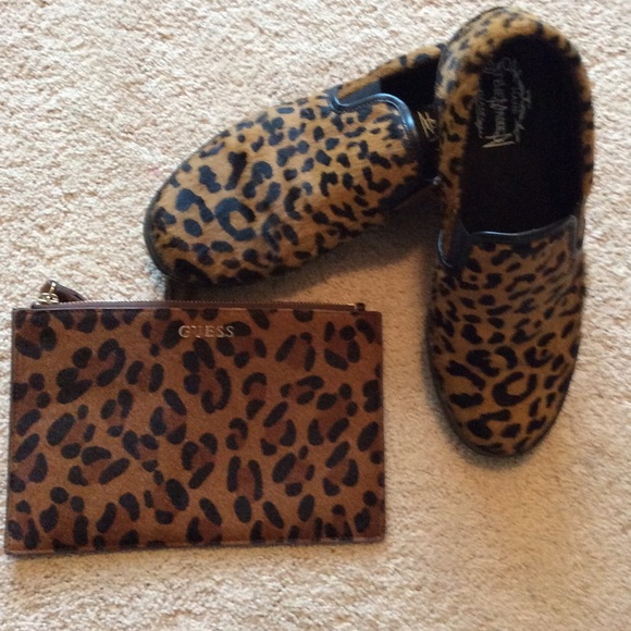 Leopard clutch bag