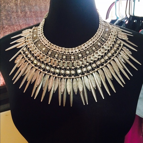 Tribal Necklace Set