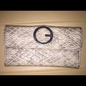 Guess wallet