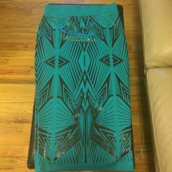River Island bodycon midi skirt!