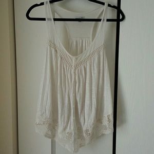 American Eagle ivory crochet tank!