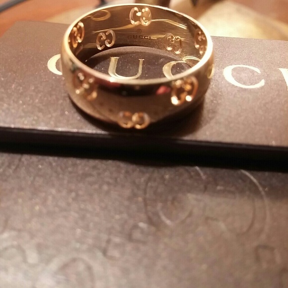 Gucci Icon Band Ring - Picture 4 of 4