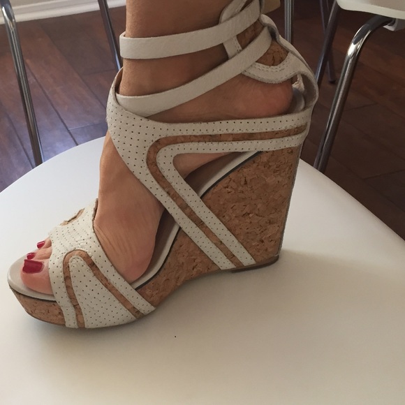 Koolaburra platform wedges