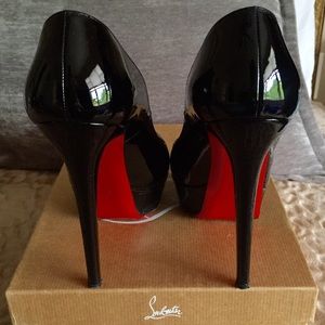 Christian Louboutin woman 36.5