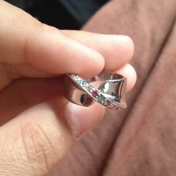 Ring💍 - Picture 2 of 4