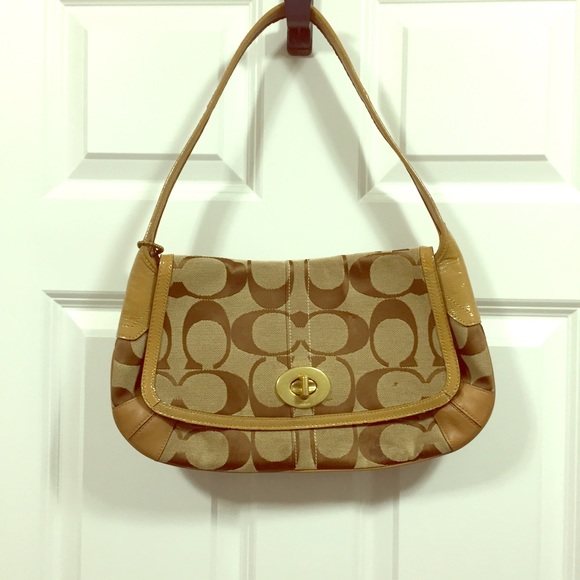 Coach Shoulder Bag