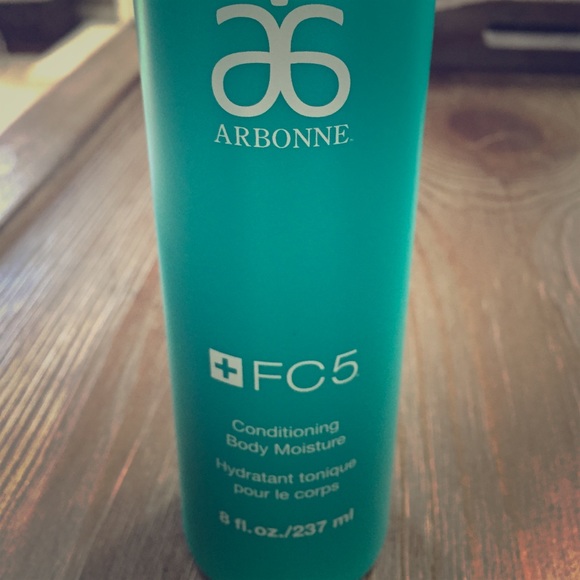 Arbonne FC5 body lotion