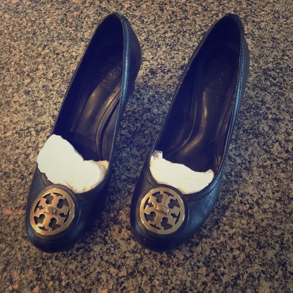 Tory Burch Shoes - Tory Burch Black Leather Heel