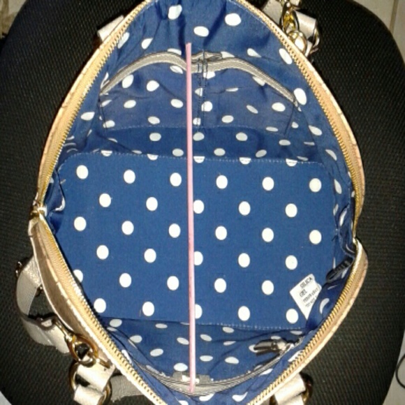 !!! SOLD !!! ANNE KLEIN HAND BAG - Picture 4 of 4