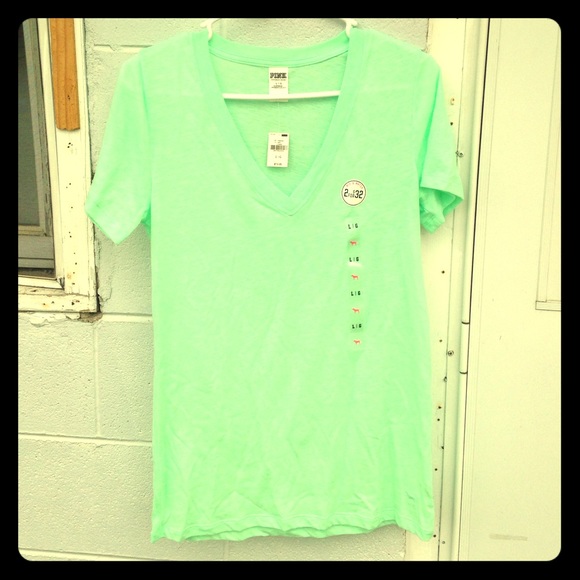 Mint VS Vneck!