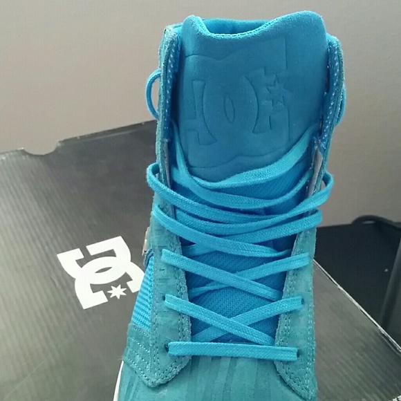 SOLD - Picture 3 of 4