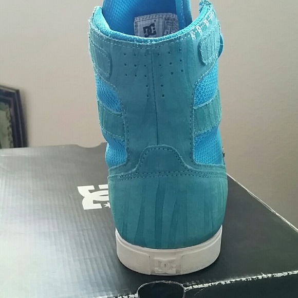 SOLD - Picture 4 of 4