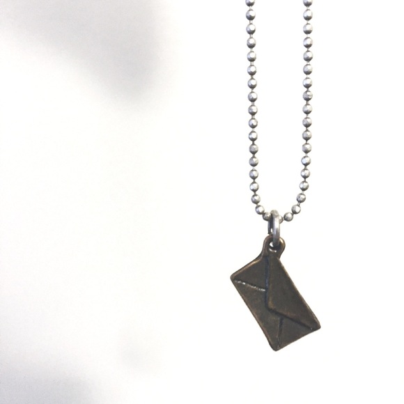 Necklace with three little cute item - Picture 4 of 4