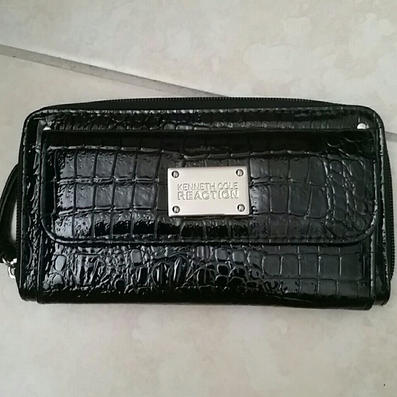 Kenneth cole black wallet