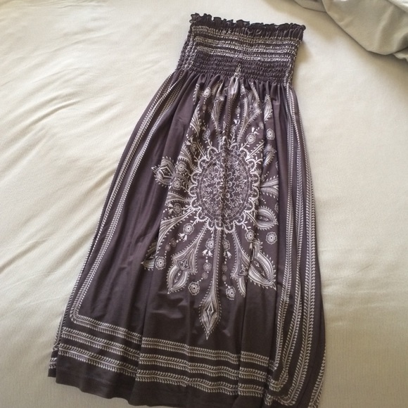 Knee length strapless dress