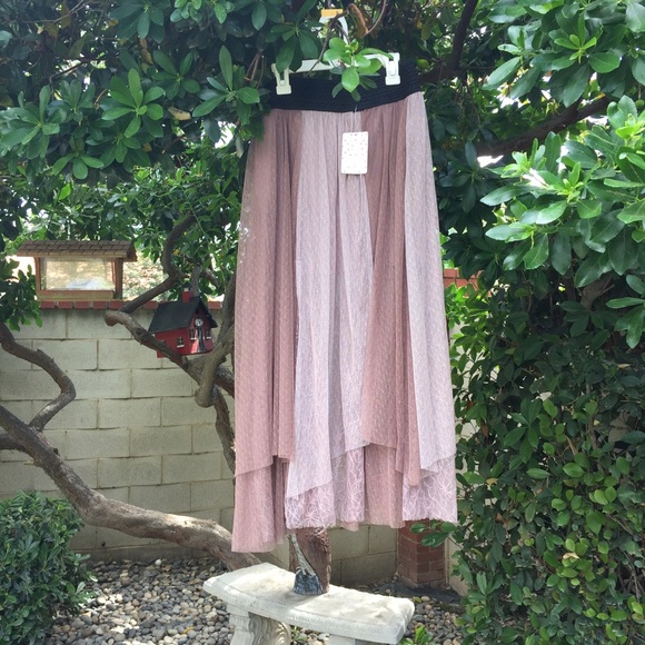 NEVER WORN Free People Tulle maxi skirt