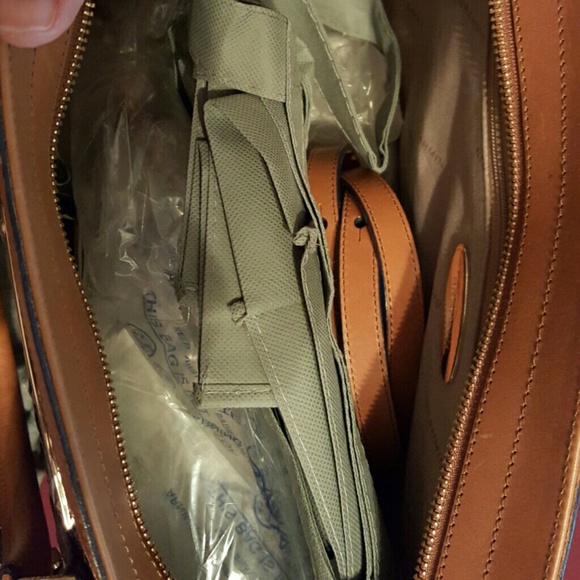 ☆☆Anna Satchel Creme Lady Vineyard - Picture 2 of 3