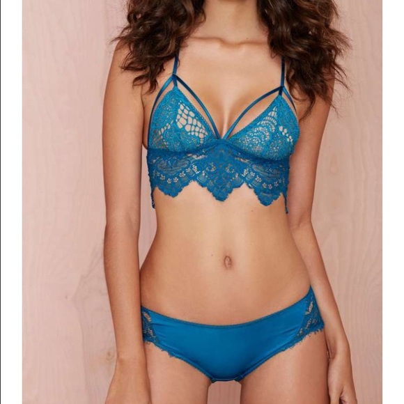 🆕Lace Bra skivvies - Picture 3 of 4