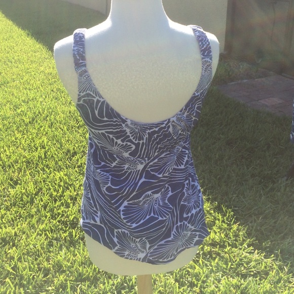 (Bundled for free) Jcrew top size small - Picture 3 of 3